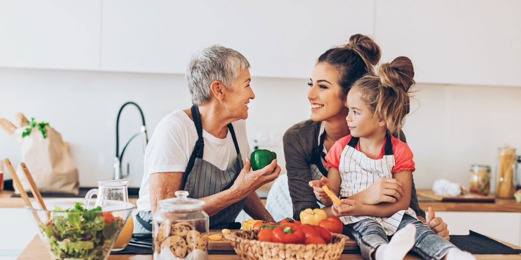 aging parent and daughter discuss finances